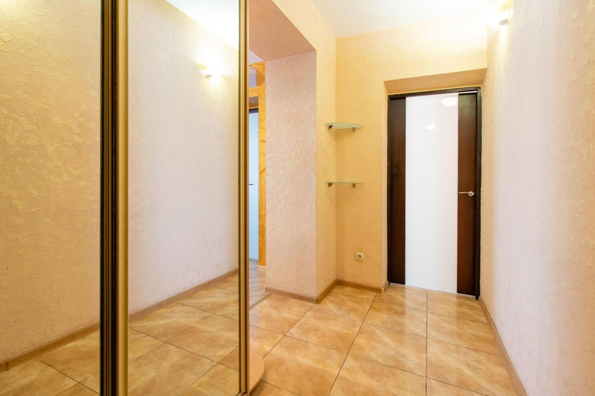 Kvartirkoff Na Obolonskom 40 Kiew Exterior foto